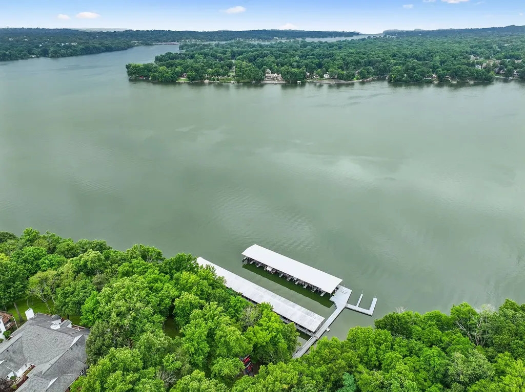 231 Green Harbor Road Old Hickory TN 37138