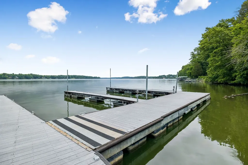 231 Green Harbor Road Old Hickory TN 37138