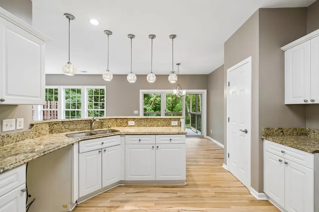 231 Green Harbor Road Old Hickory TN 37138