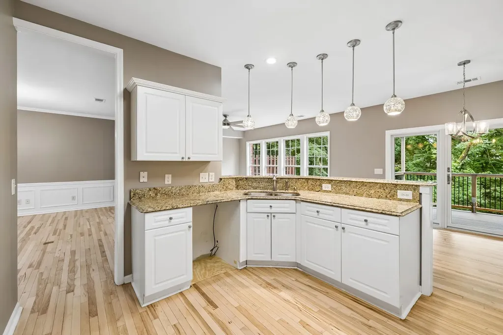 231 Green Harbor Road Old Hickory TN 37138