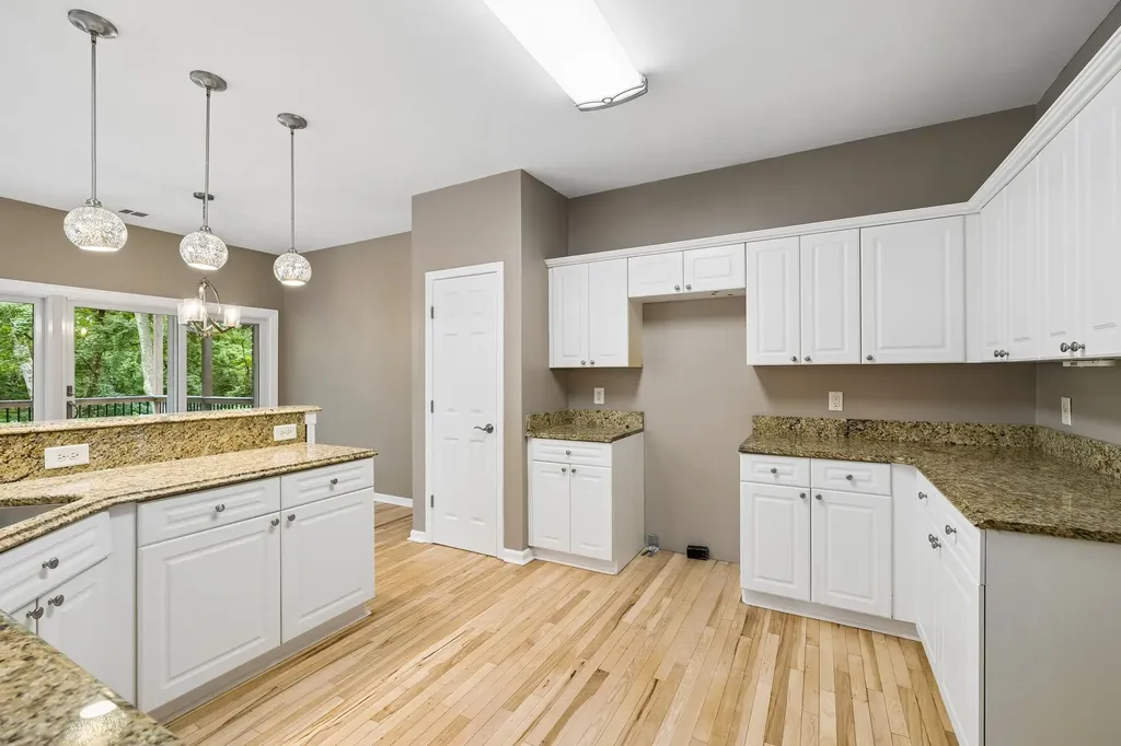 231 Green Harbor Road Old Hickory TN 37138