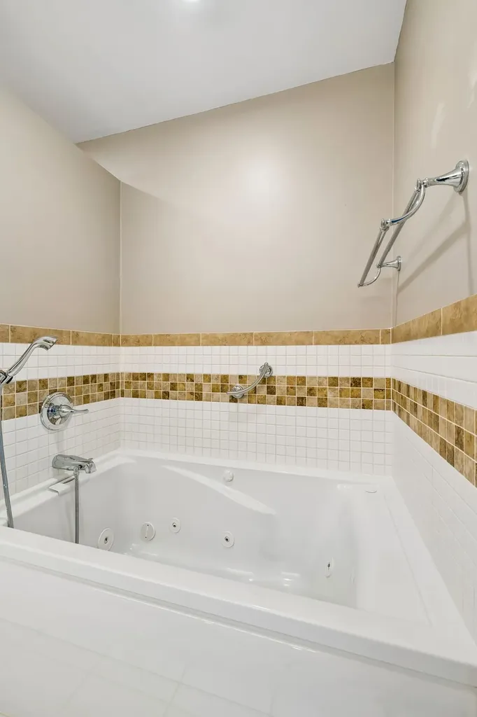 231 Green Harbor Road Old Hickory TN 37138