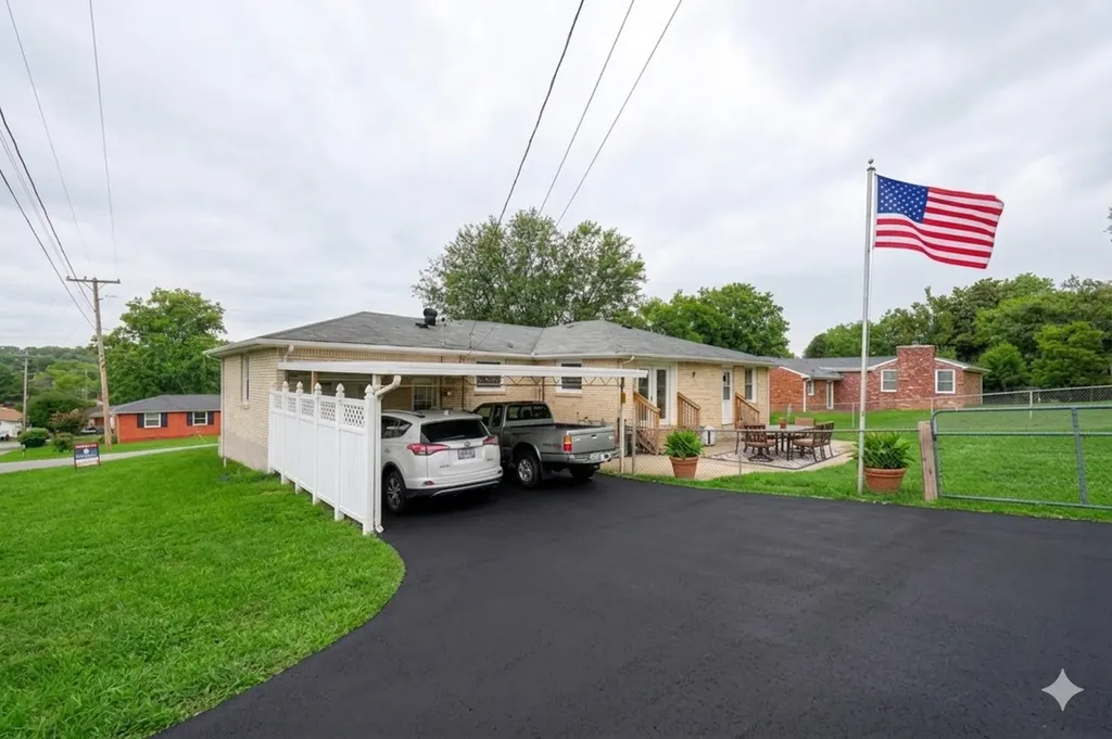 227 Bonnaridge Drive Hermitage TN 37076