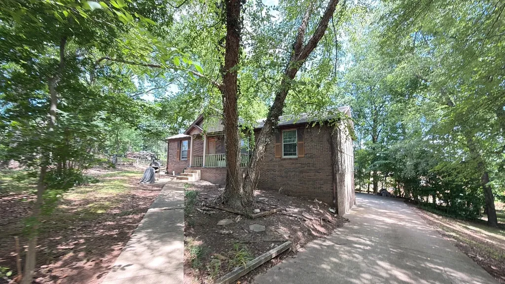 313 Southern Drive Clarksville TN 37042