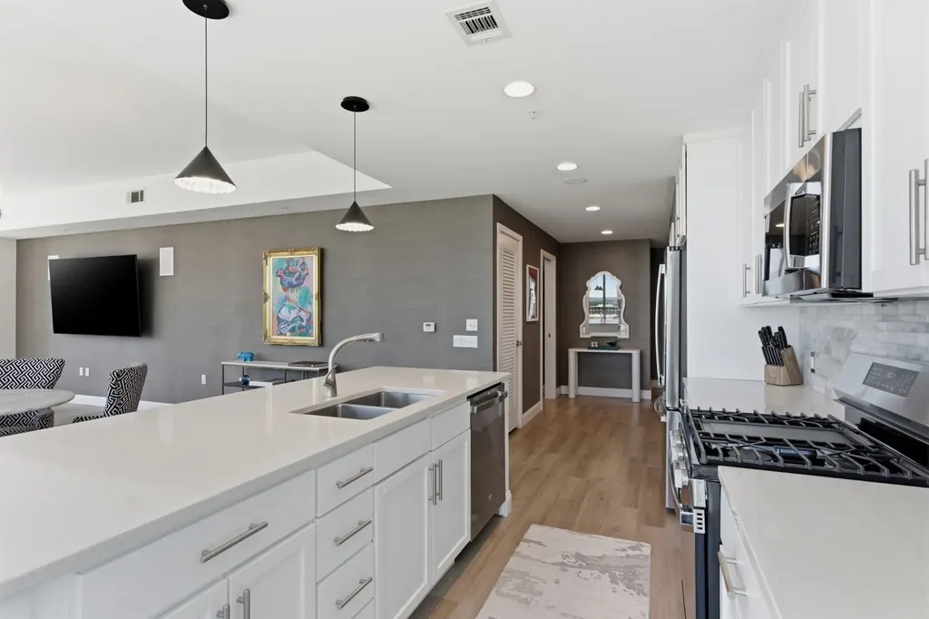 1212 Laurel Street Nashville TN 37203