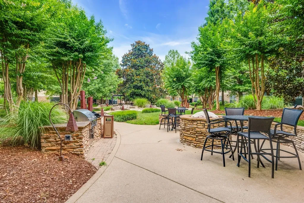 2600 Hillsboro Pike Nashville TN 37212