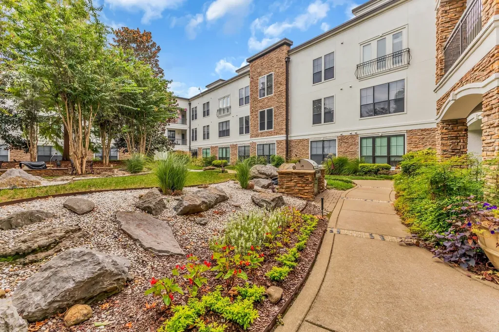 2600 Hillsboro Pike Nashville TN 37212