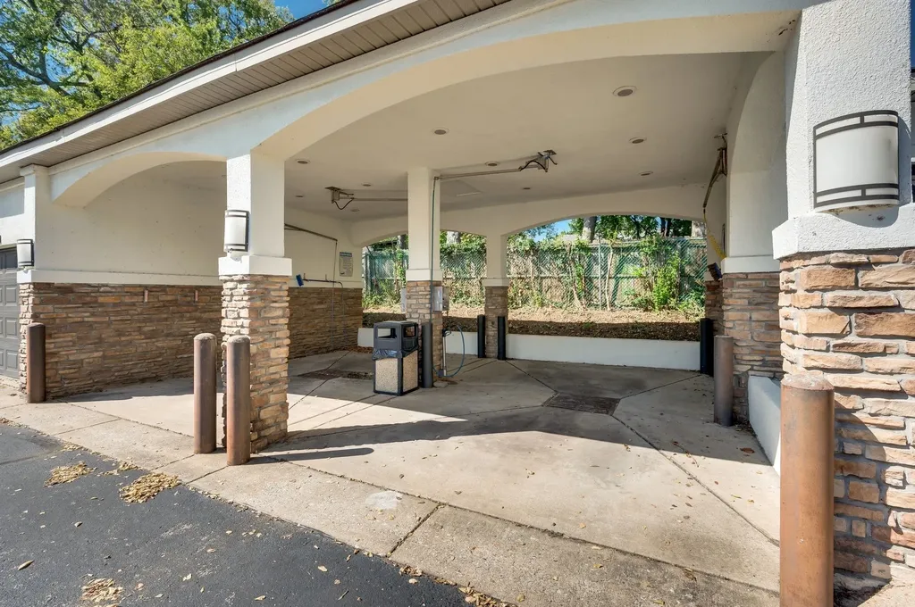 2600 Hillsboro Pike Nashville TN 37212