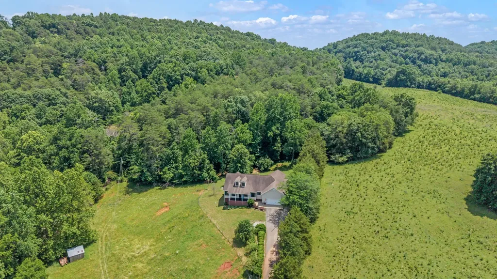 128 County Road 755 Riceville TN 37370