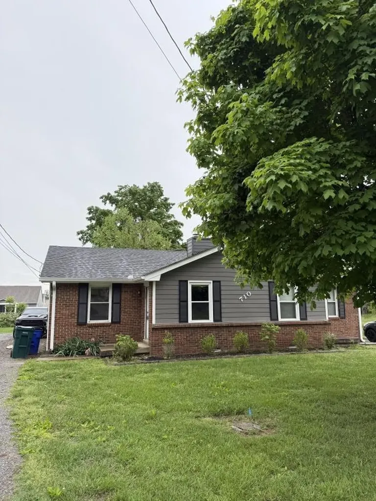 710 Calista Road White House TN 37188