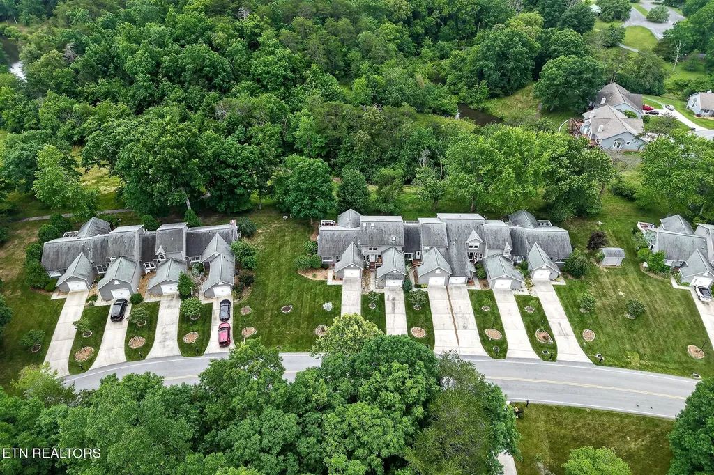 540 River Bend Drive Crossville TN 38555