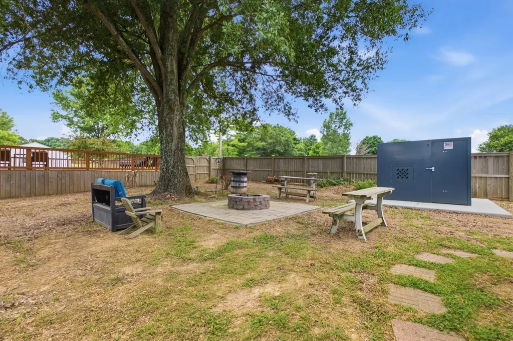 7301 W Cook Road Springfield TN 37172