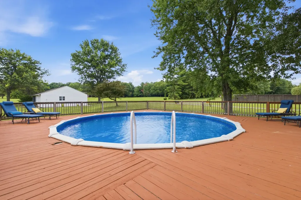 7301 W Cook Road Springfield TN 37172