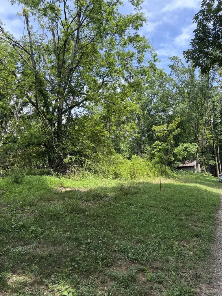 200 Robert Neal Durham Road Bethpage TN 37022