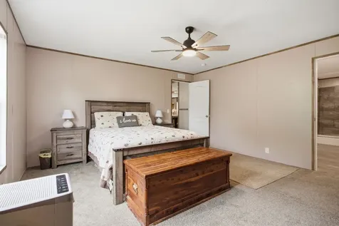 17627 Campbellsville Road Lynnville TN 38472