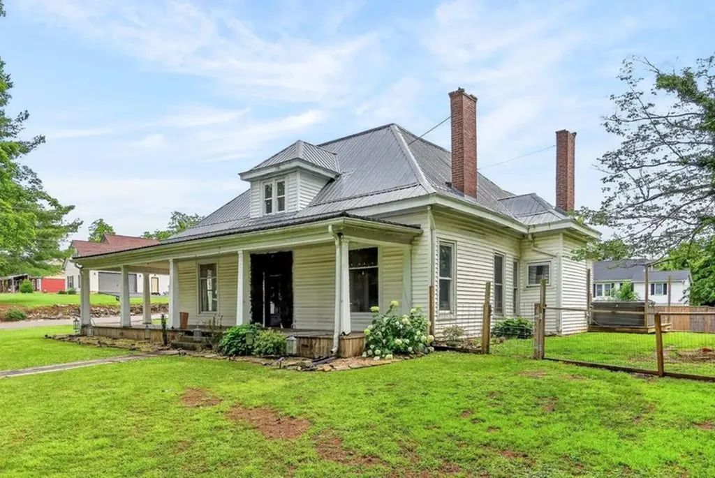 315 Gaines Street Sparta TN 38583
