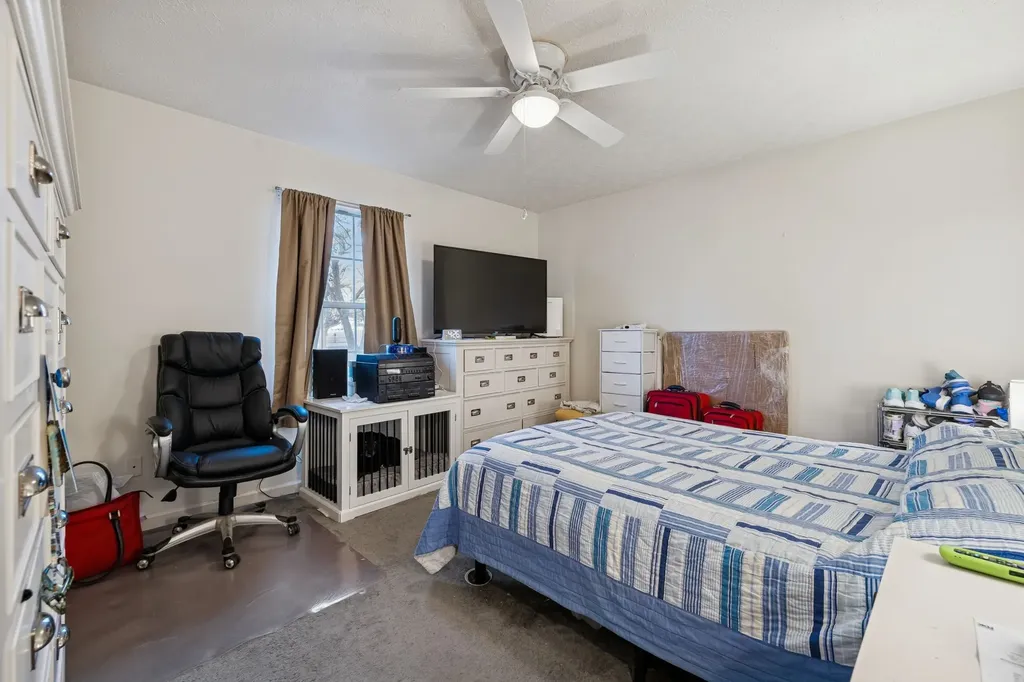 1337 Oaklawn Road Chapmansboro TN 37035