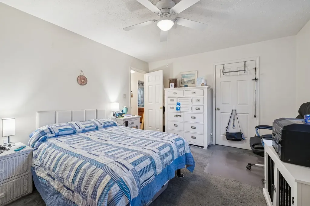 1337 Oaklawn Road Chapmansboro TN 37035