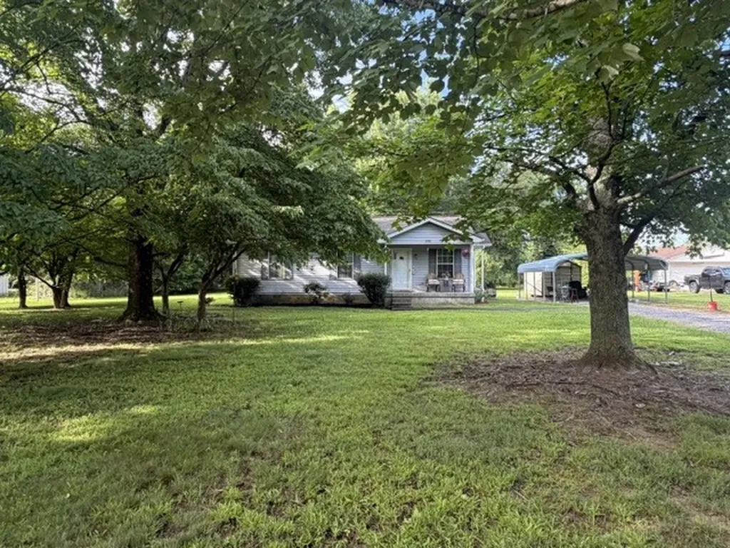 1337 Oaklawn Road Chapmansboro TN 37035