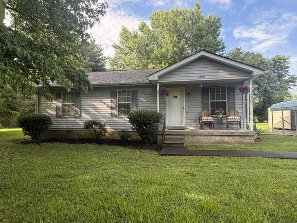 1337 Oaklawn Road Chapmansboro TN 37035
