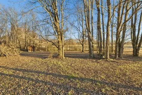1337 Oaklawn Road Chapmansboro TN 37035