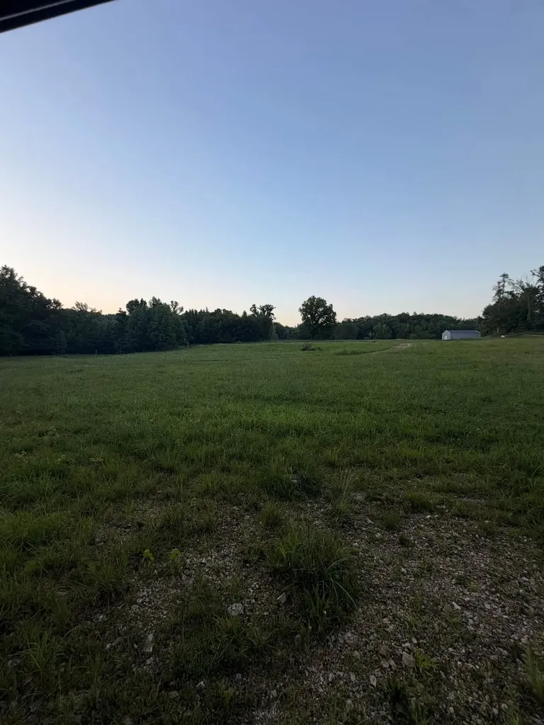 1881 Clifton Turnpike Waynesboro TN 38485