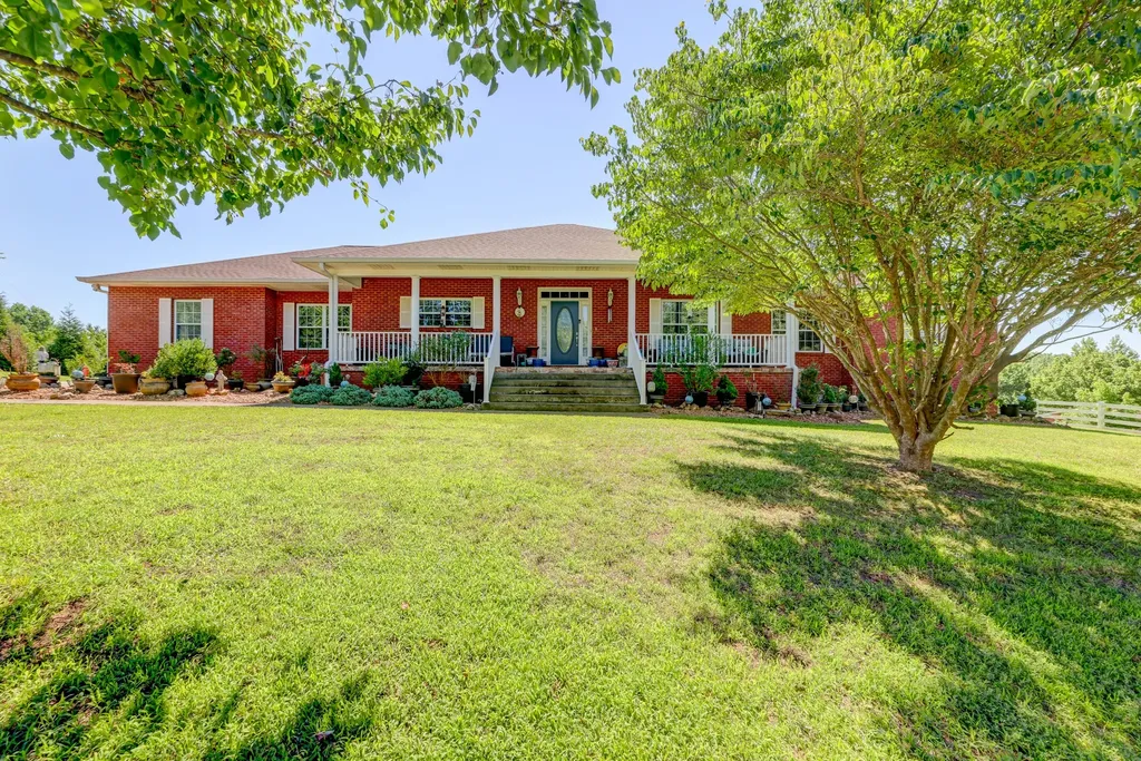 2251 Davidson Graveyard Road Clarksville TN 37043