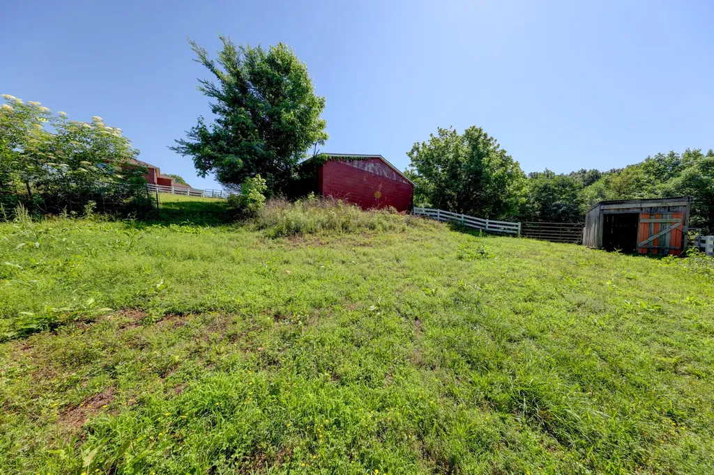 2251 Davidson Graveyard Road Clarksville TN 37043