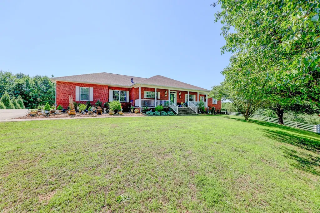 2251 Davidson Graveyard Road Clarksville TN 37043