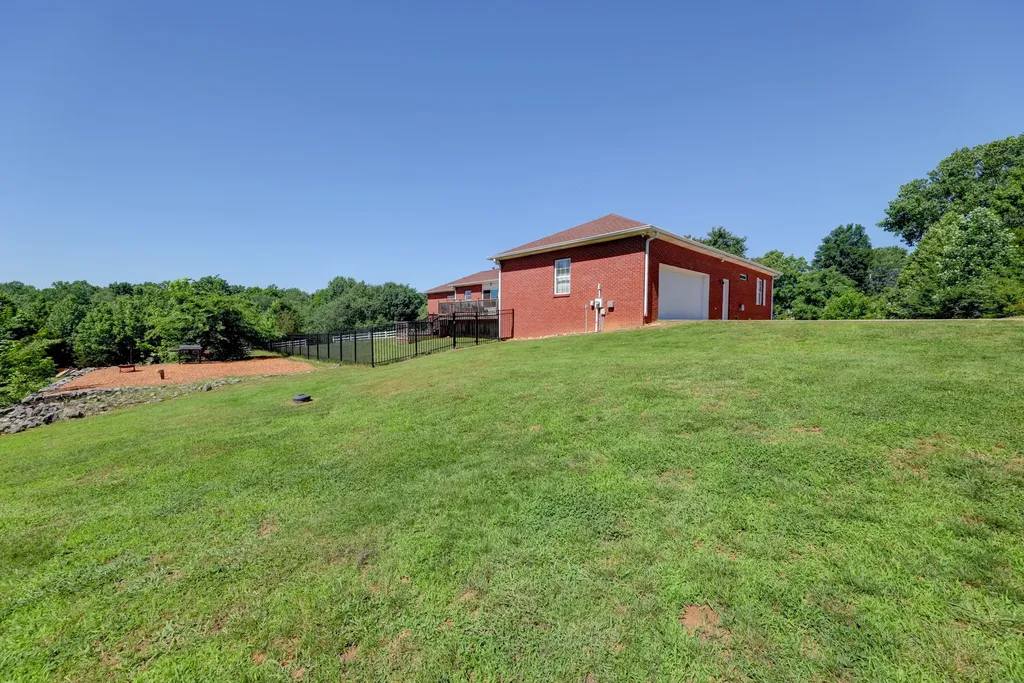 2251 Davidson Graveyard Road Clarksville TN 37043