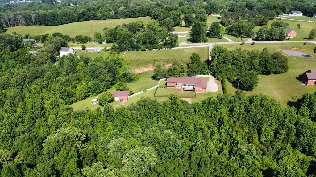2251 Davidson Graveyard Road Clarksville TN 37043