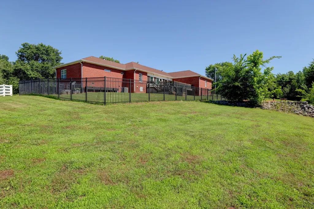 2251 Davidson Graveyard Road Clarksville TN 37043