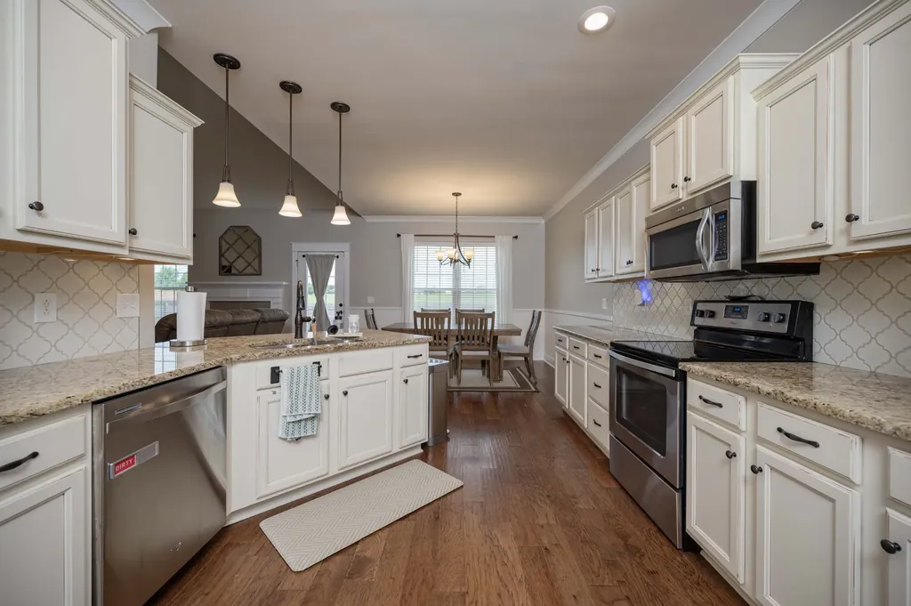 1048 Laramie Court Murfreesboro TN 37128