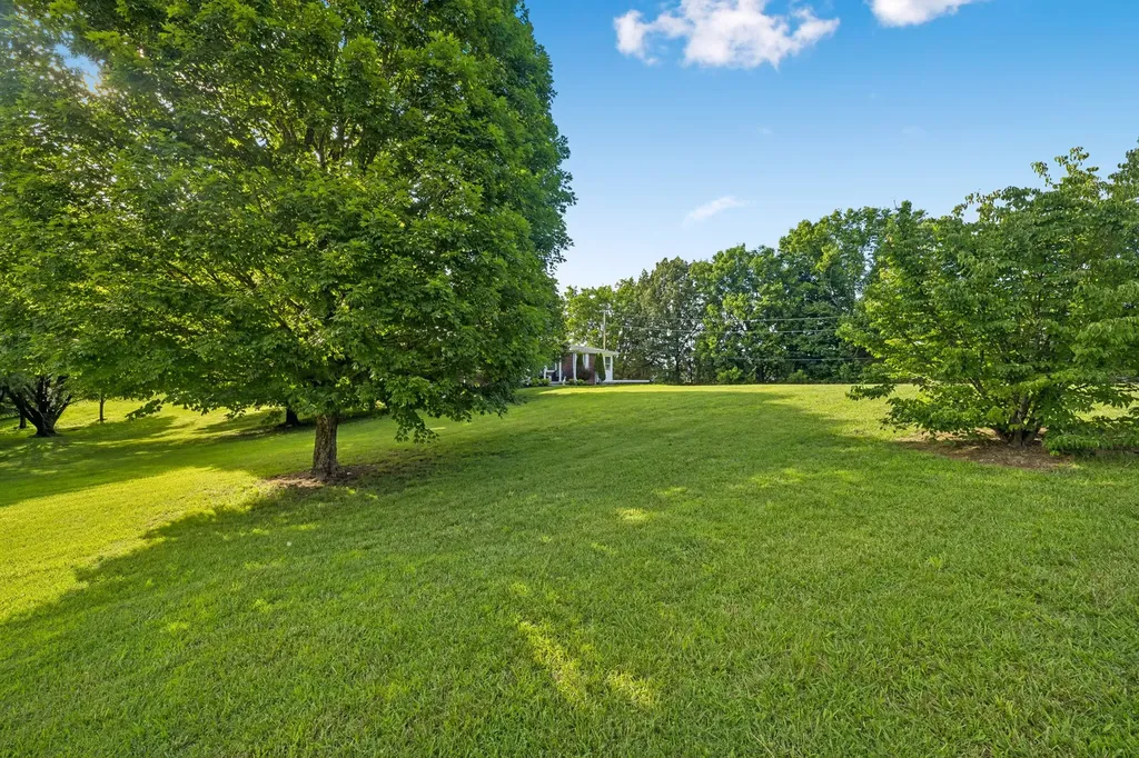1326 Shahan Road Ashland City TN 37015