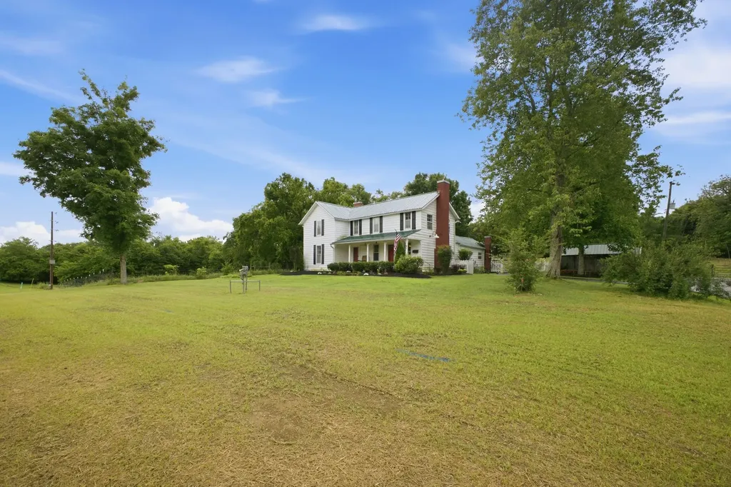 2650 Old Lebanon Dirt Road Mount Juliet TN 37122
