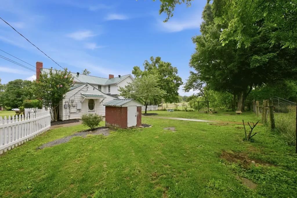 2650 Old Lebanon Dirt Road Mount Juliet TN 37122