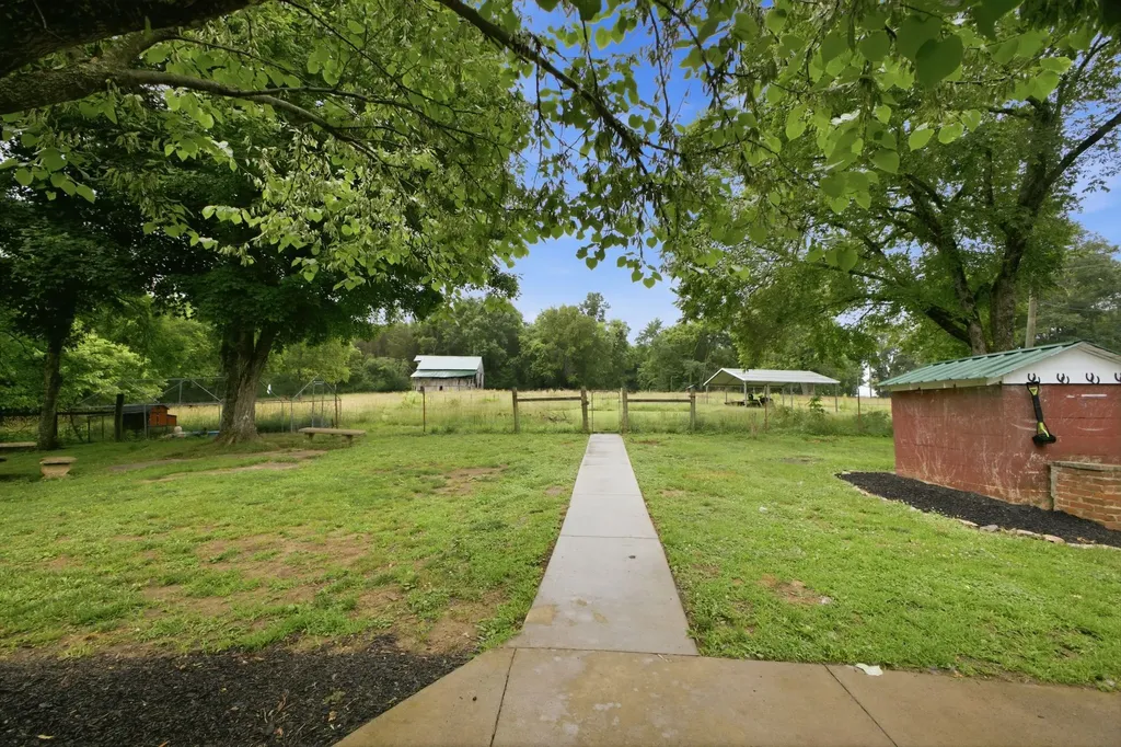 2650 Old Lebanon Dirt Road Mount Juliet TN 37122