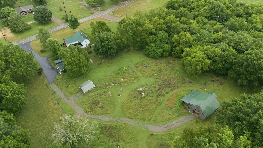 2650 Old Lebanon Dirt Road Mount Juliet TN 37122