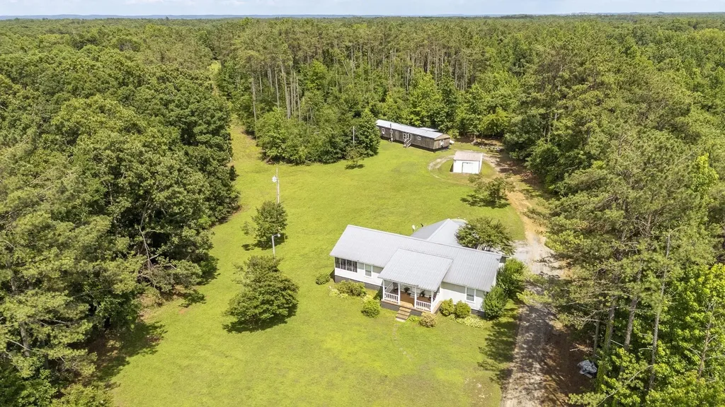 1640 Lick Creek Road Michie TN 38357
