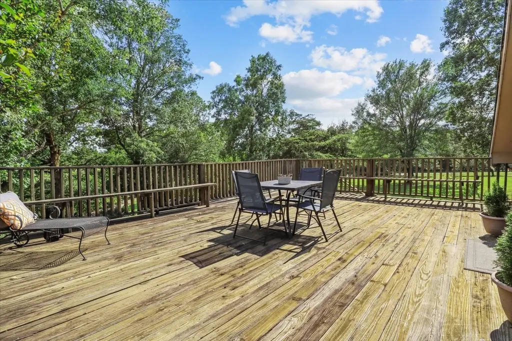 3438 Highway 13 N Waverly TN 37185