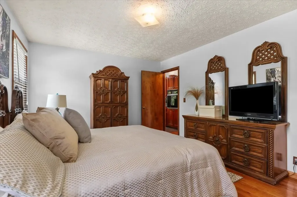 3438 Highway 13 N Waverly TN 37185