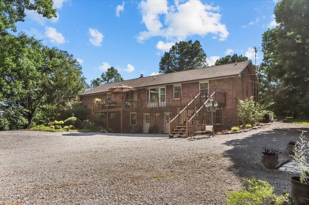 3438 Highway 13 N Waverly TN 37185
