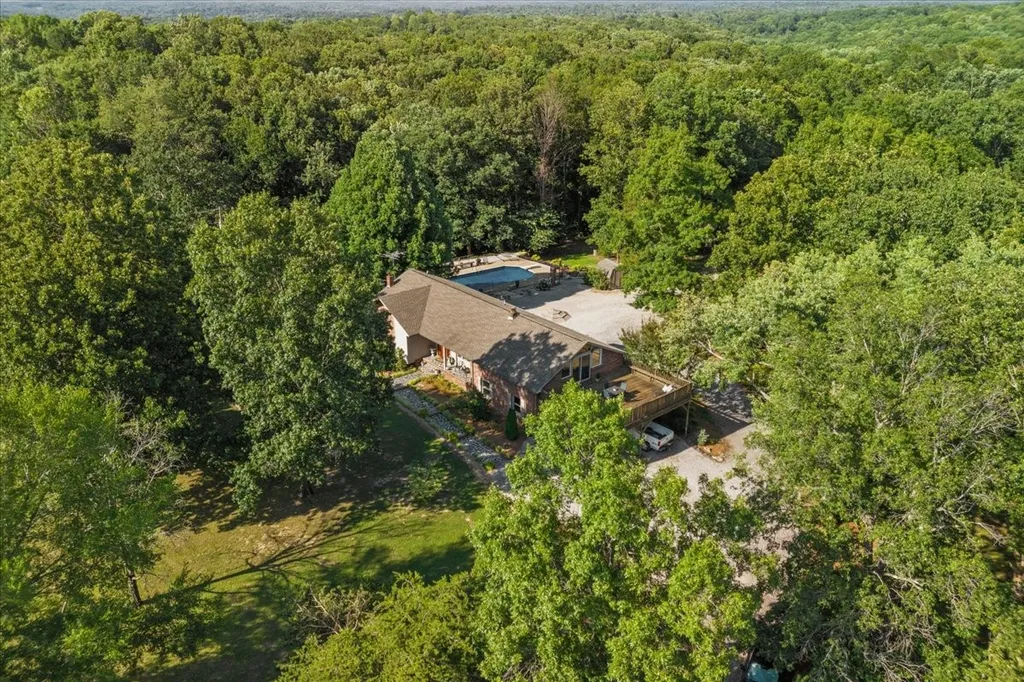 3438 Highway 13 N Waverly TN 37185