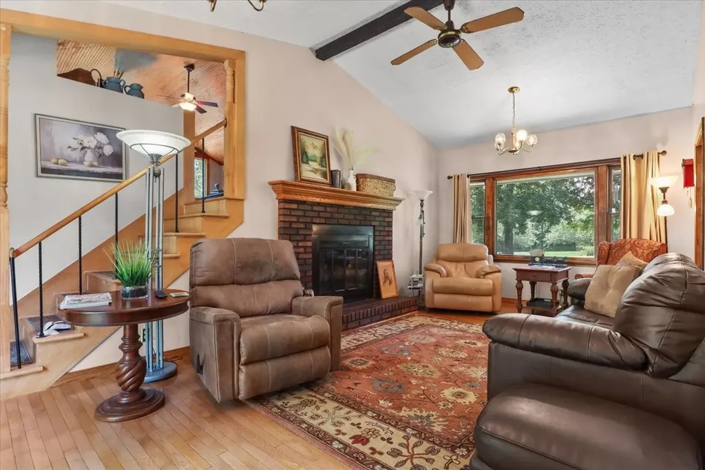 3438 Highway 13 N Waverly TN 37185