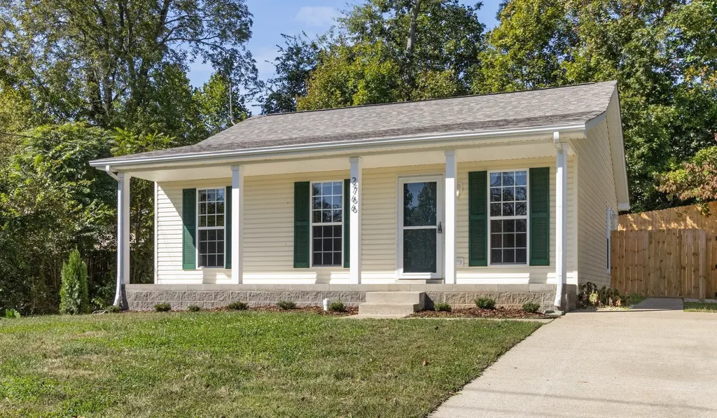 2766 Applemill Court Clarksville TN 37040