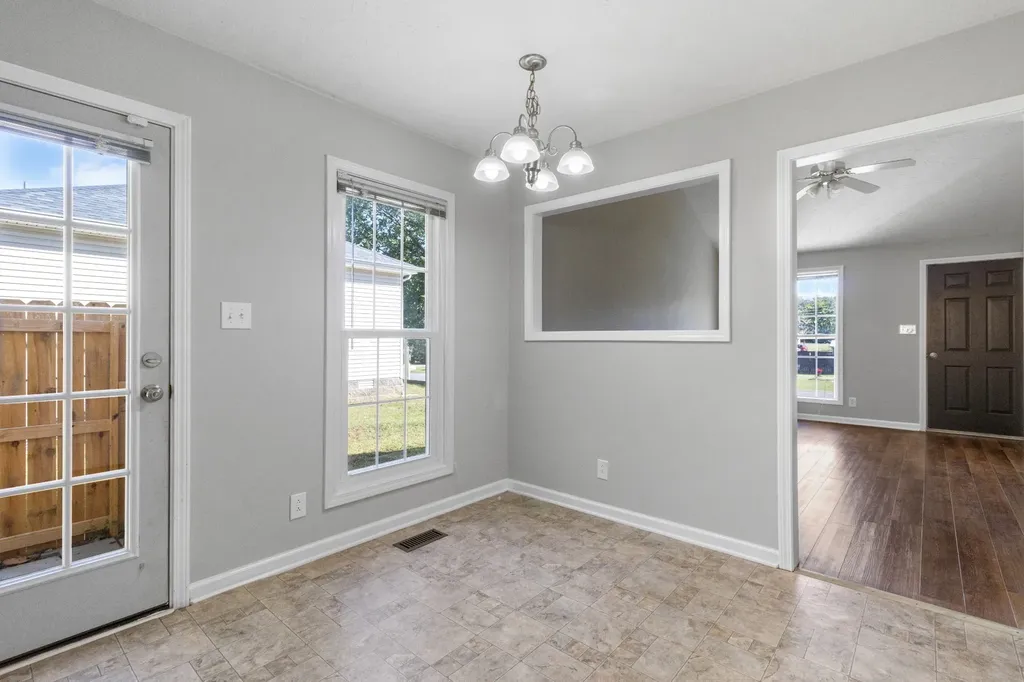 2766 Applemill Court Clarksville TN 37040