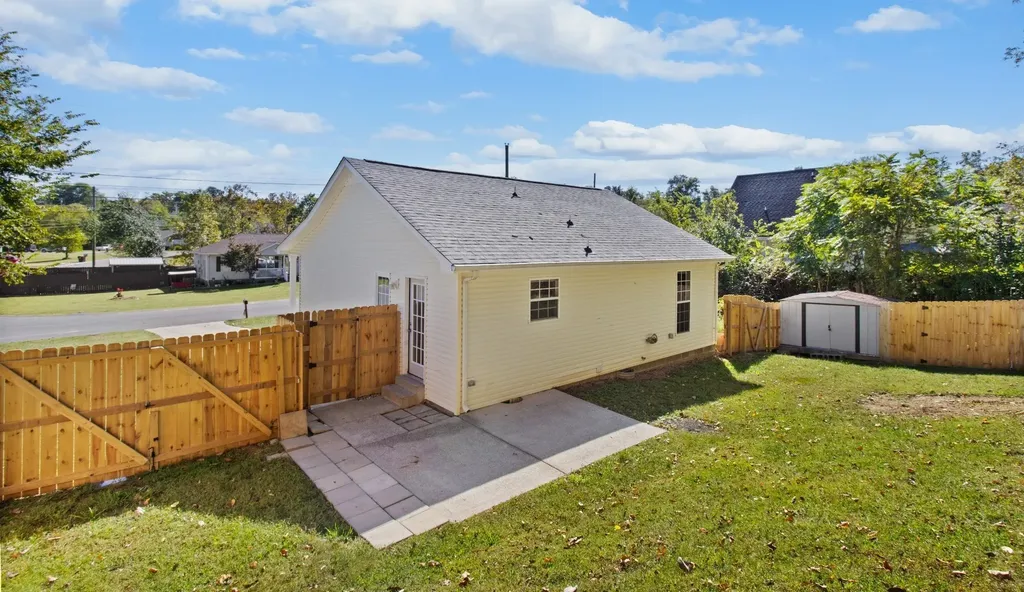 2766 Applemill Court Clarksville TN 37040