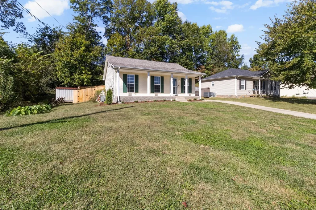 2766 Applemill Court Clarksville TN 37040