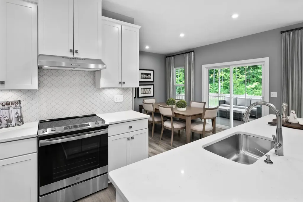 1114 Pinehurst Court Murfreesboro TN 37128
