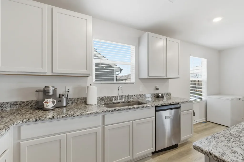 640 Cedar Brook Drive White House TN 37188